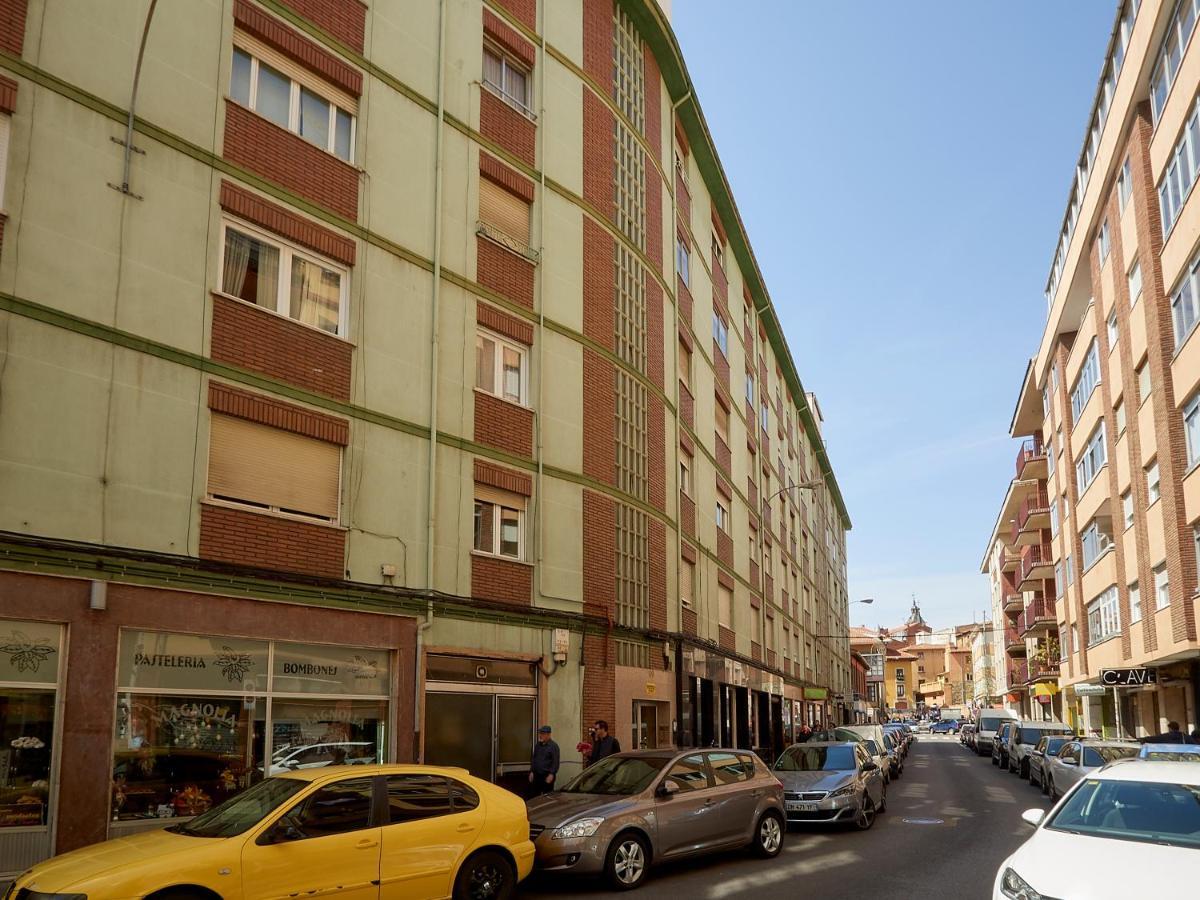 Leon Escalerilla Plaza Mayor Exterior photo